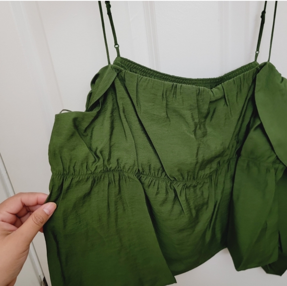 VINCE Cold Shoulder/Spaghetti Ruffle Sleeve Crop Top/blouse - Picture 6 of 9